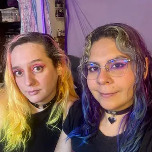 AlaniandLea