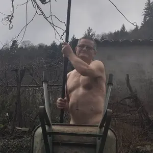 ardylyon6907