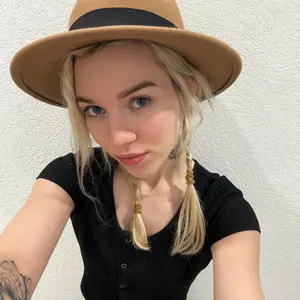 BriannaVert