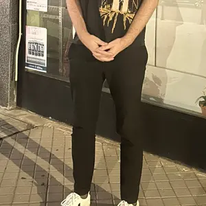 Jay_____