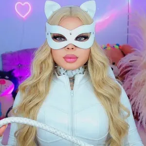 leslychaneldoll