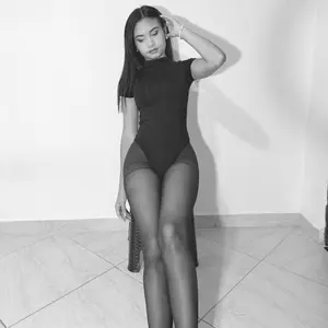 liz7skinny