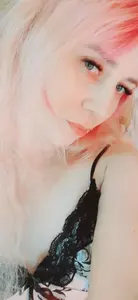 Nicolette69v