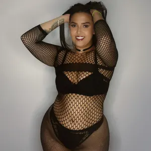 Selena_noir