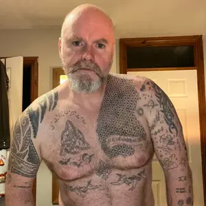 Tattooeddilf_01