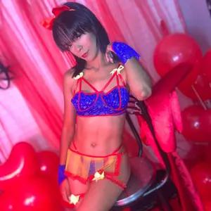 Tiara_Latina