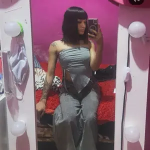 Tu_nena_trans