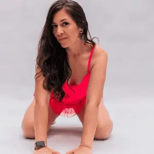 VictoriaLuxee_